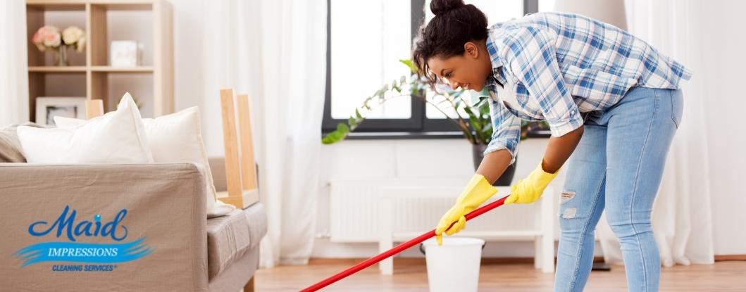 weekly-or-monthly-house-cleaning-services